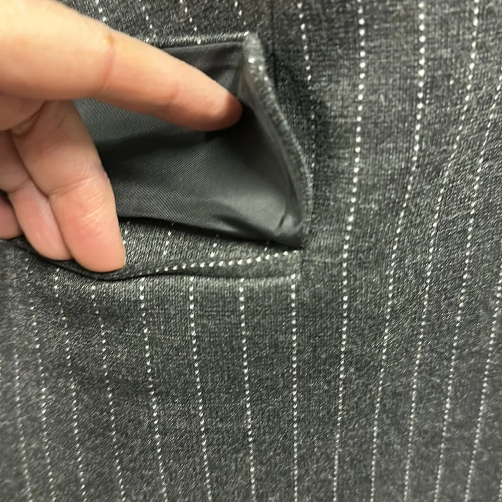 Tommy Hilfiger Gray Pinstriped Faux Flap Pockets Blazer Jacket Womens 10 - Image 6
