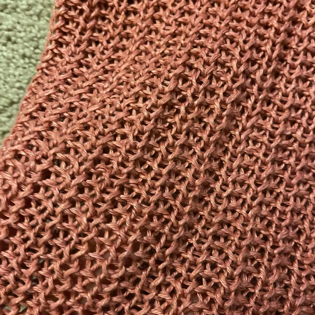 Like new gorgeous crew neck J. Crew pink woven knitted-style sweater size XS‎ - Image 3