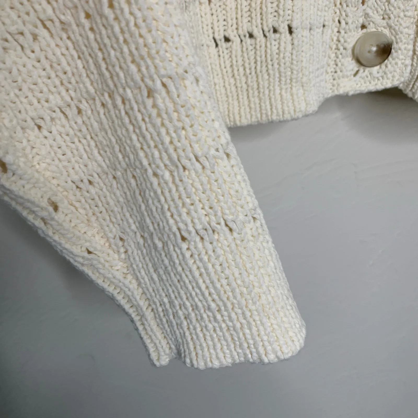 Cobalt Cream Open Weave Cropped Cardigan ? Size Medium - Image 10