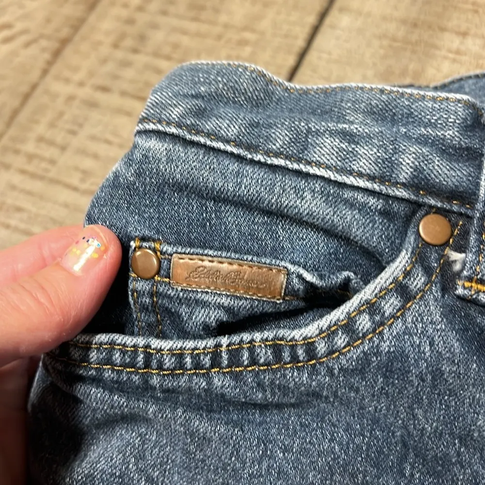 Eddie Bauer Blue Denim Pink Flannel Lined Hi Rise Vintage Jeans Women's - Image 4