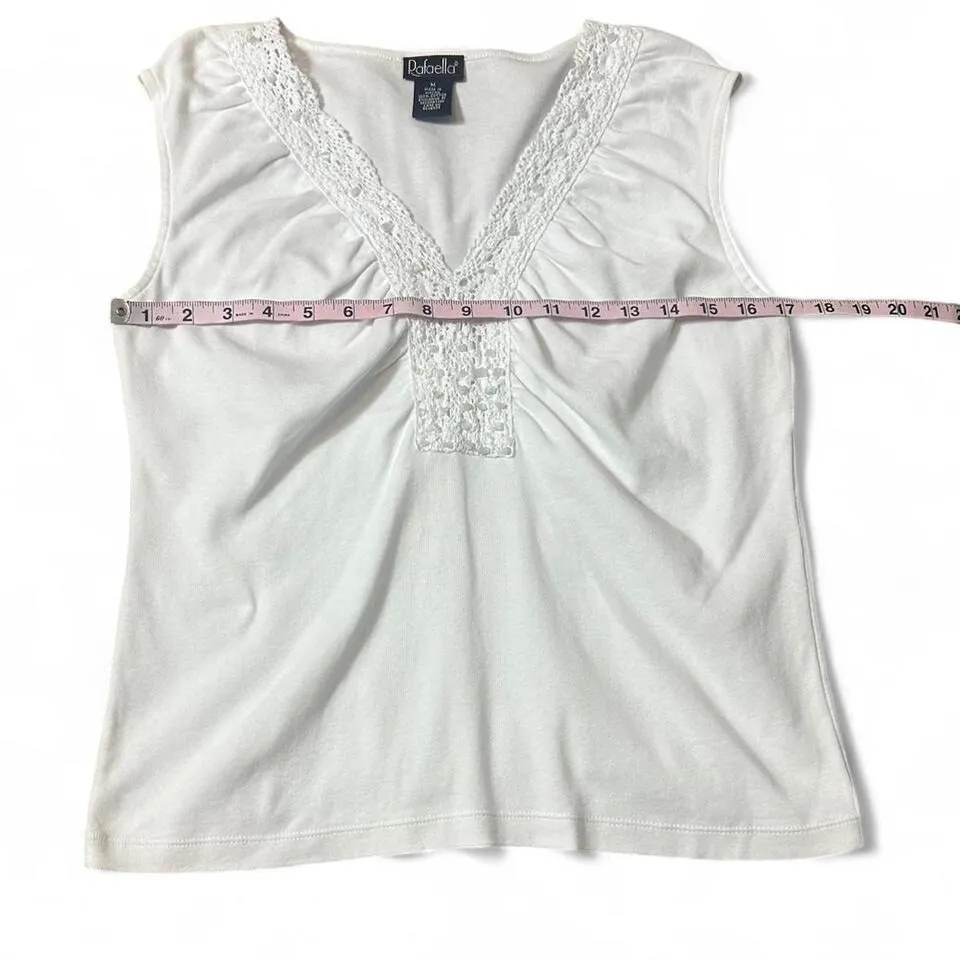 Vintage Rafaella Sleeveless Beaded‎ Crochet Trim Top - Image 7