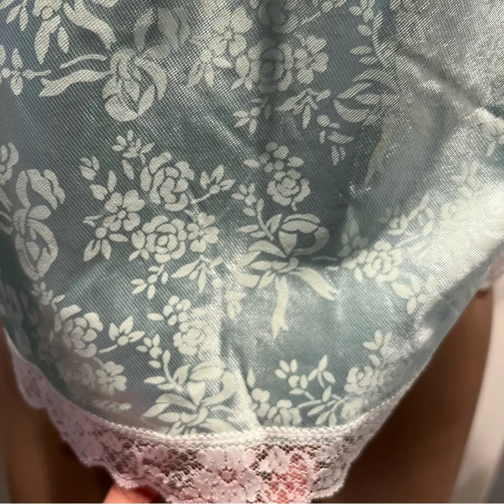 Vintage Mint Green Lace Cami Top nylon blend floral made in USA lingerie Size L - Image 5