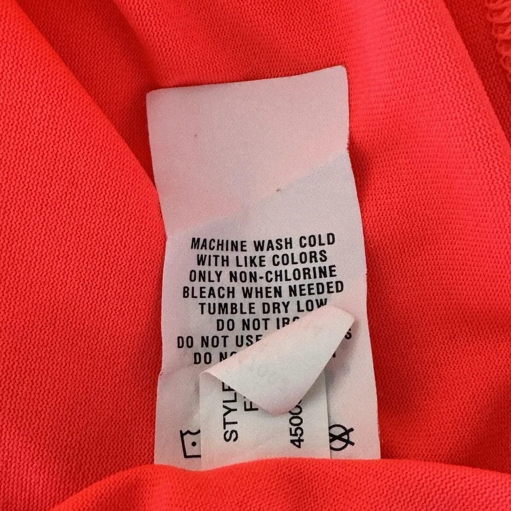 Under Armour Medium Semi-Fitted Pullover Top 1/4 Zip All Season Gear Pink Women - Image 9