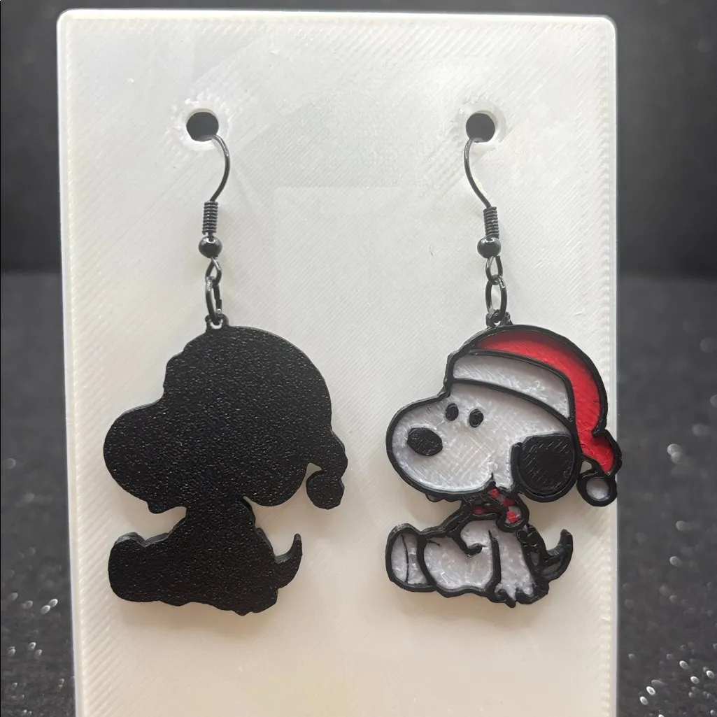 Snoopy Santa Earrings Red - Image 3
