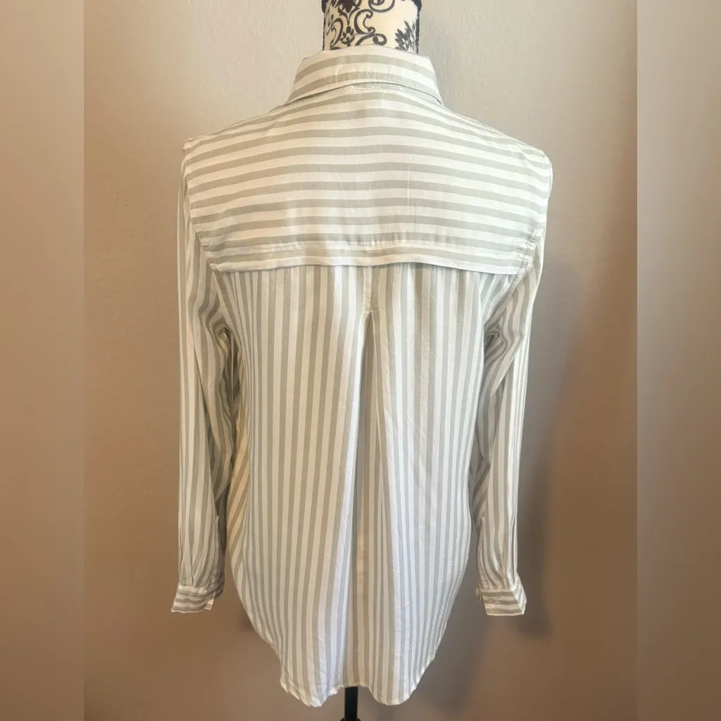 BEACHLUNCHLOUNGE Striped Hi-Low Button Down Shirt - Image 2