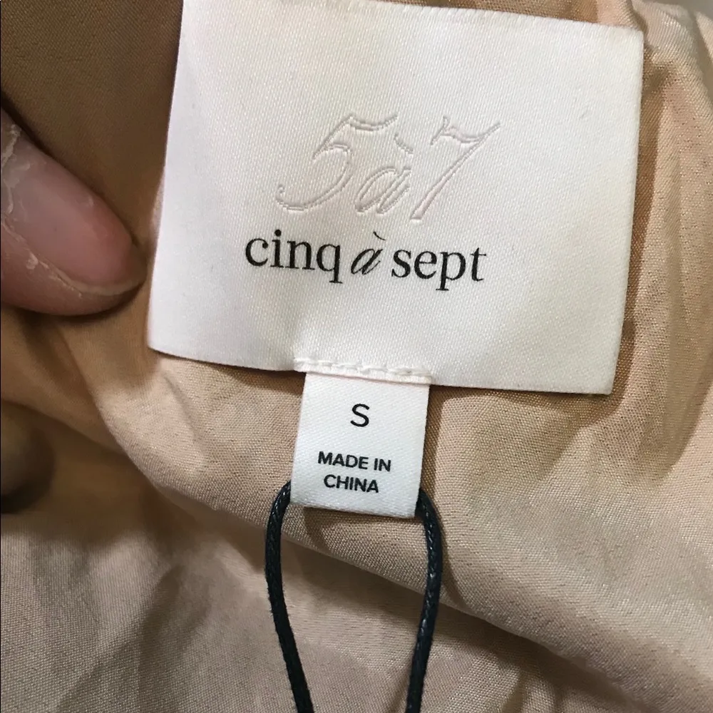 NWOT Cinq À Sept Naya Top szS - Image 5