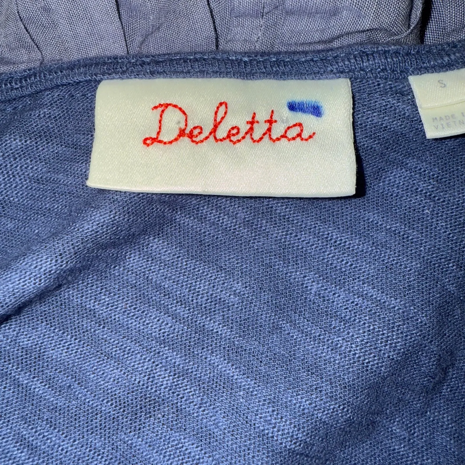 ANTHROPOLOGIE DELETTA Y2K Blue Gray Sleeveless Ruffle Front V-Neck‎ Top Small - Image 7