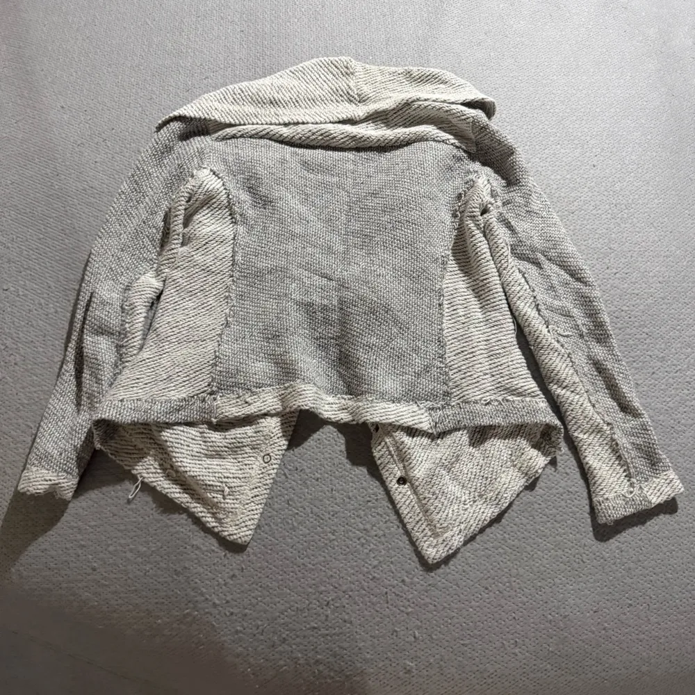 Saturday Sunday Anthropologie Gray Boucle Button - Image 4