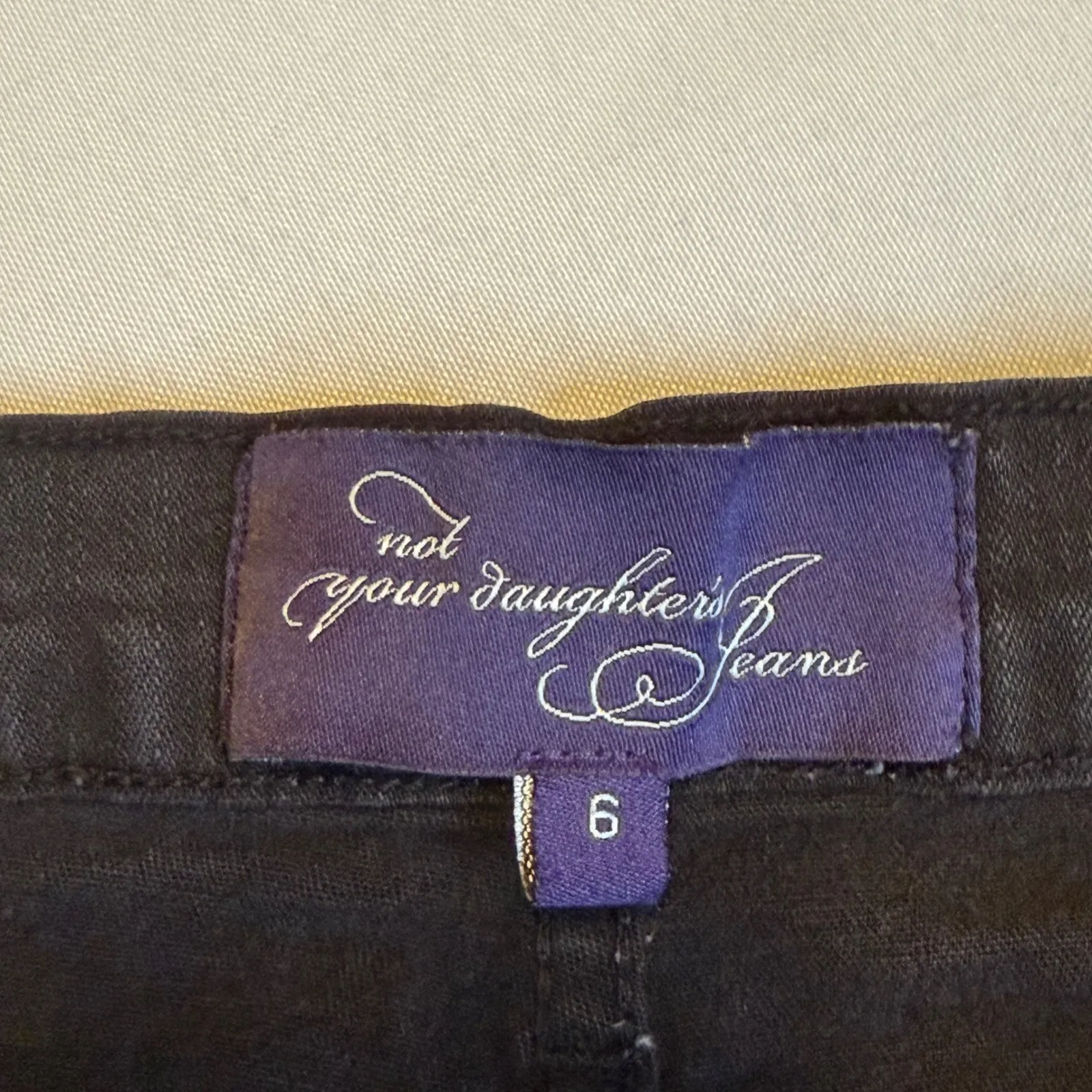 Not Your Daughters Jeans Womens Sz 6 Black Lift Tuck Straight Leg Jeans Trendy # - Image 6
