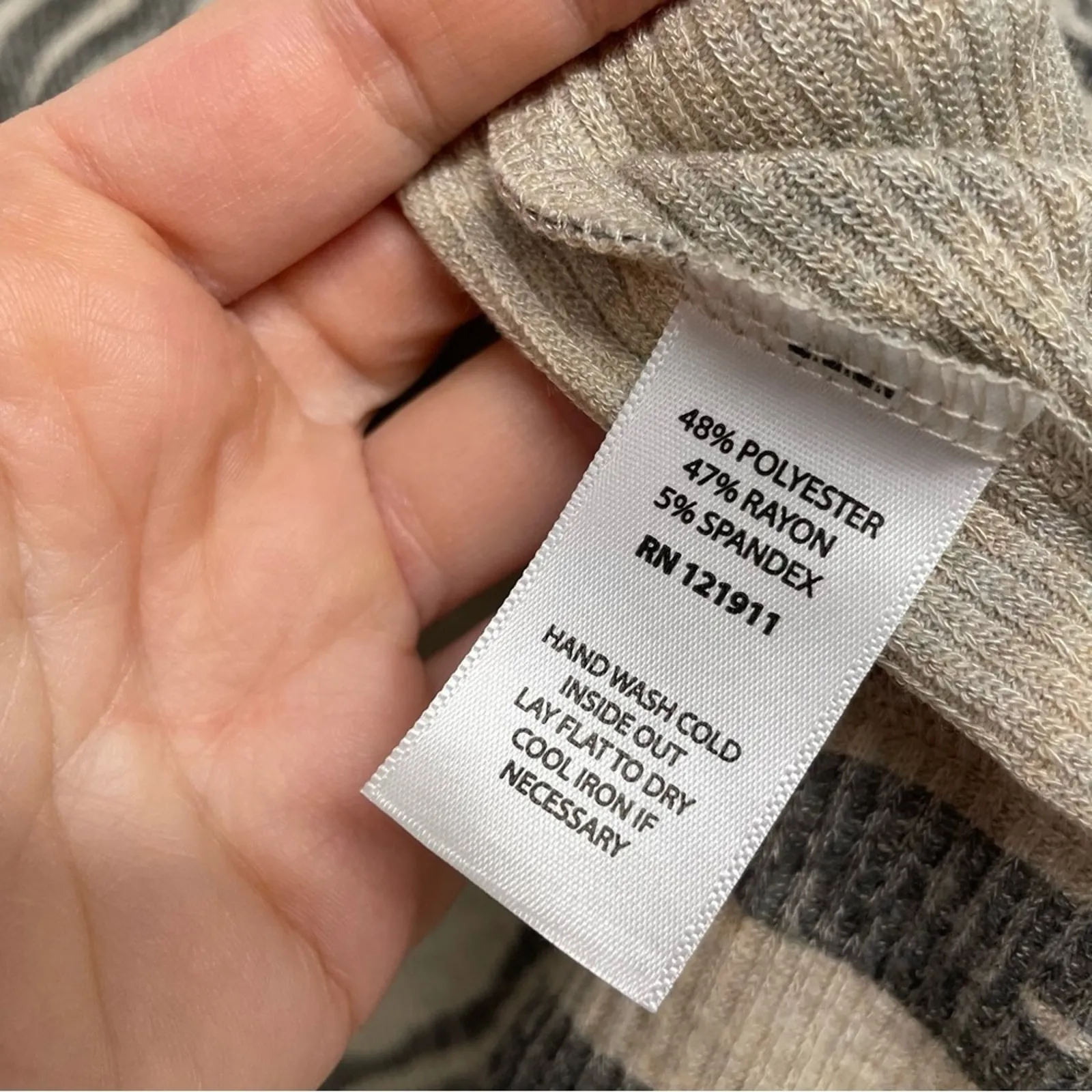 LNA Aritzia Tan & Black Animal Print Hoodie Sweatshirt Womens S Striped Cropped - Image 7