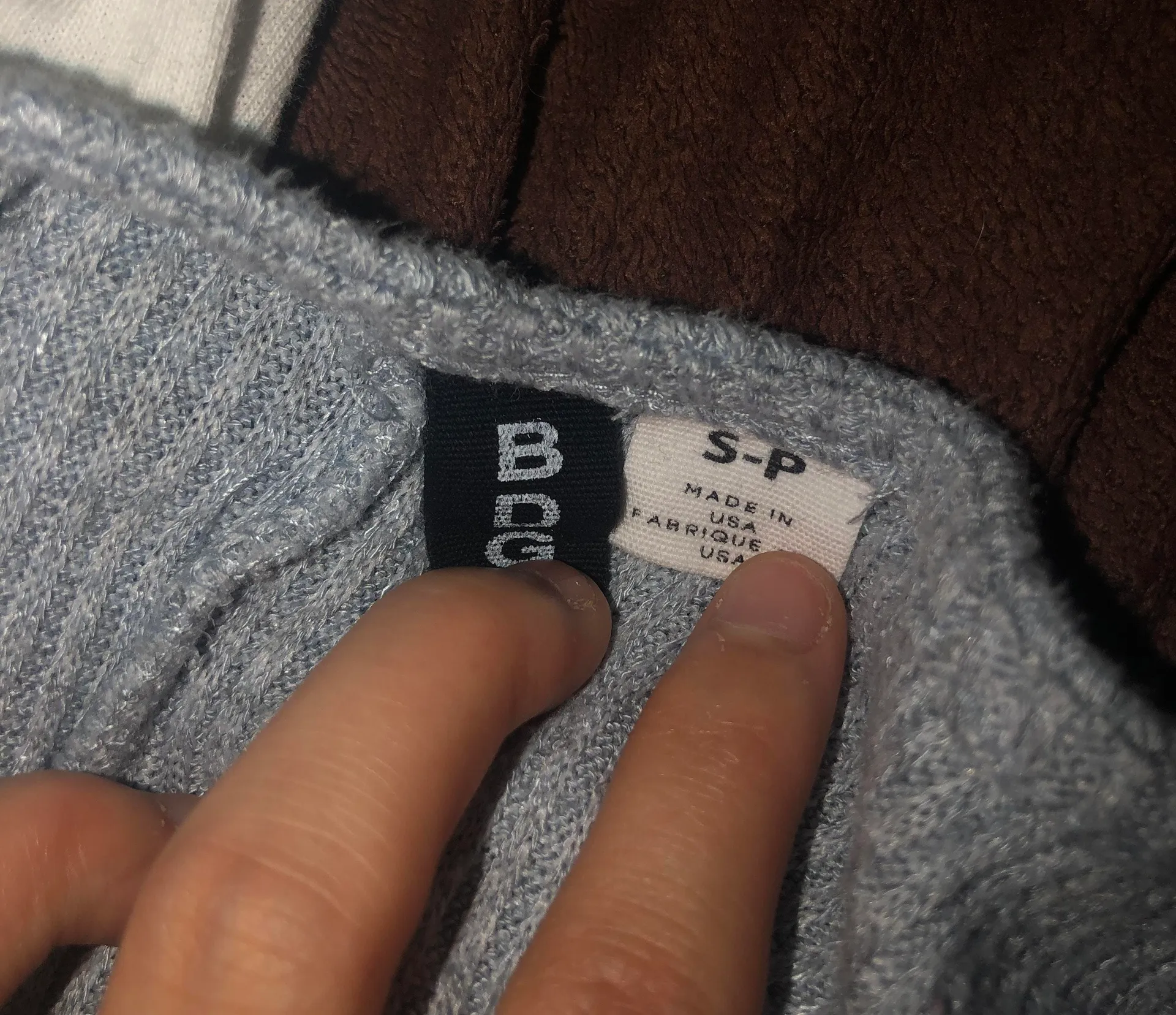 BDG Sweater - Image 4