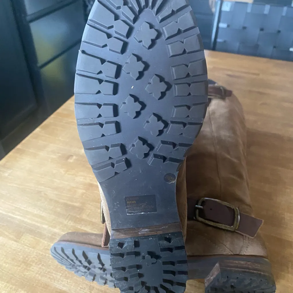 Jessica Simpson Tan Suede Heeled Boots - Image 4