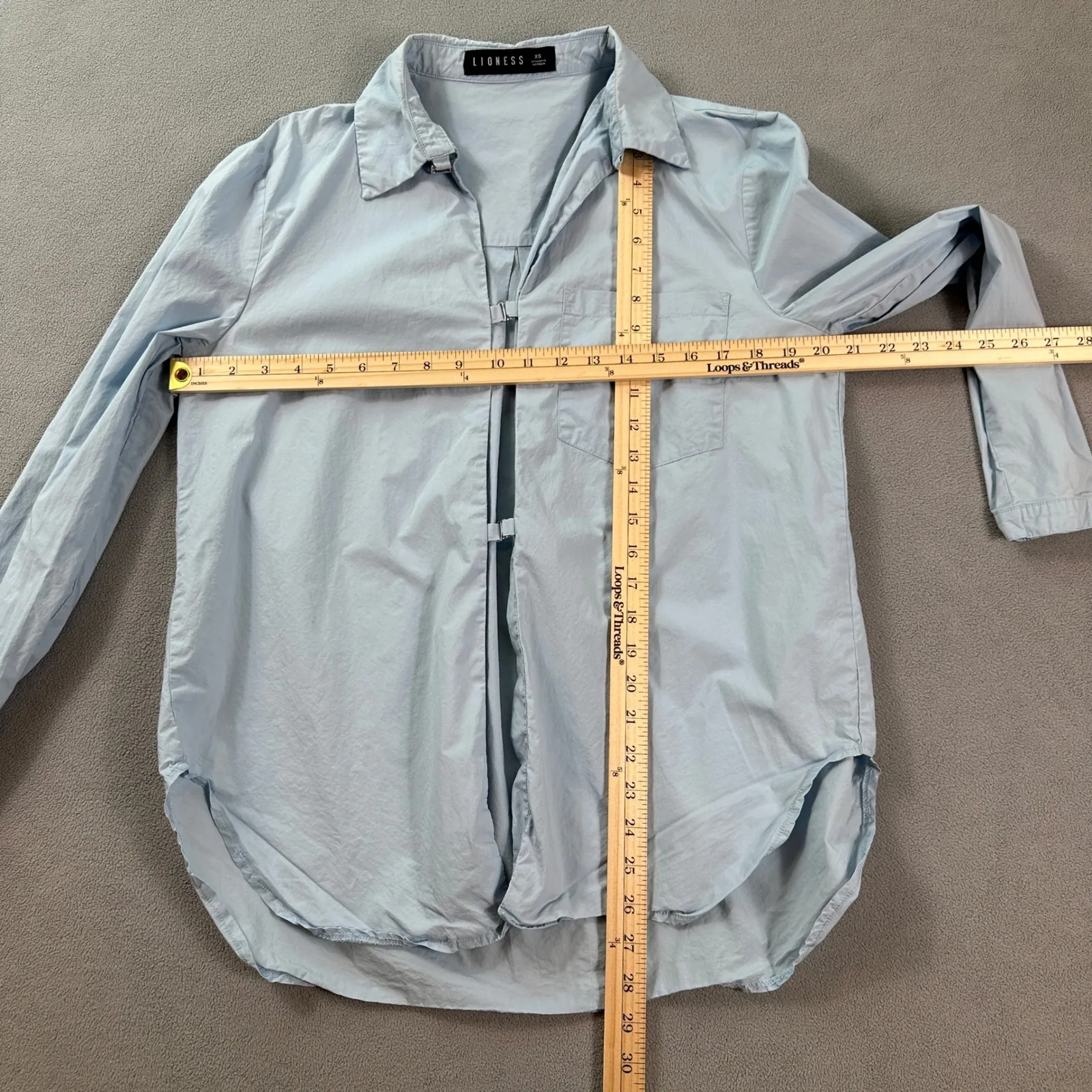 LIONESS Button Down Collared Shirt Women XS Light Blue Australia Front Closure - Image 3