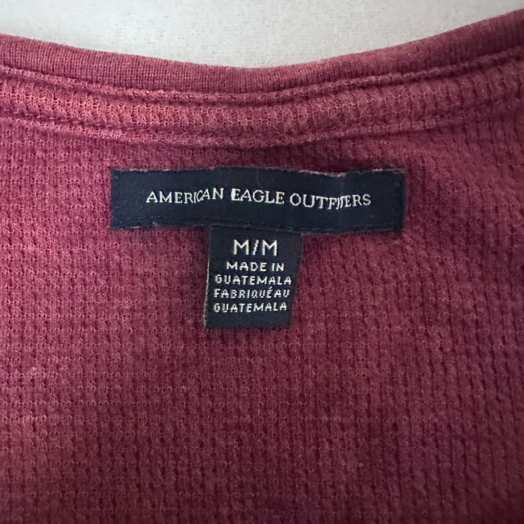American Eagle Y2K Henley Maroon Waffle Knit Long Sleeve Top Medium - Image 4