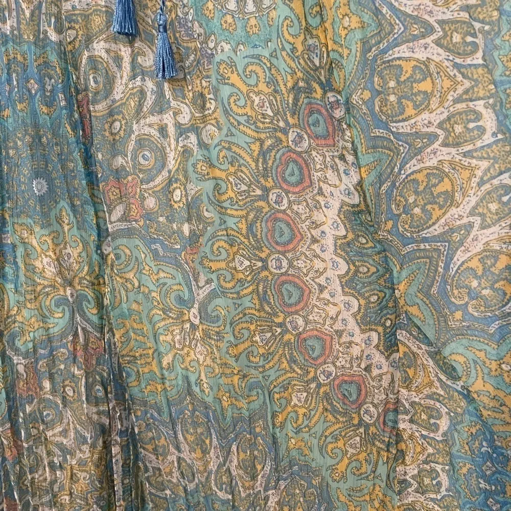 Ruby Rd. pastel paisley mandala kaleidoscope lined broom skirt. - Image 3