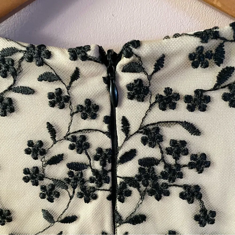 Betsey Johnson Tie Detail Floral Embroidery Scalloped Hem Mini Dress Size 6 NWT - Image 16