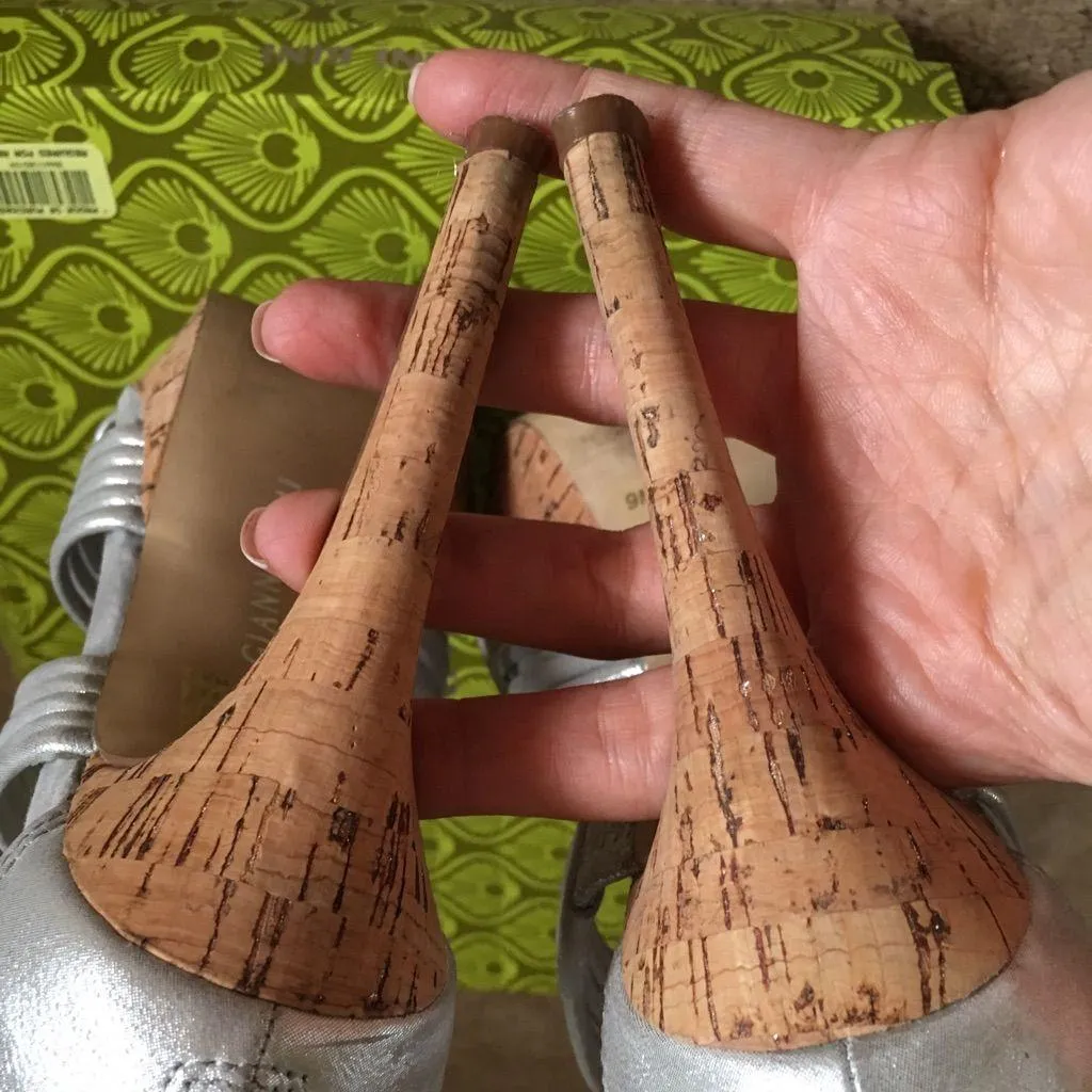 Gianni Bini silver high heels sandal - Image 3