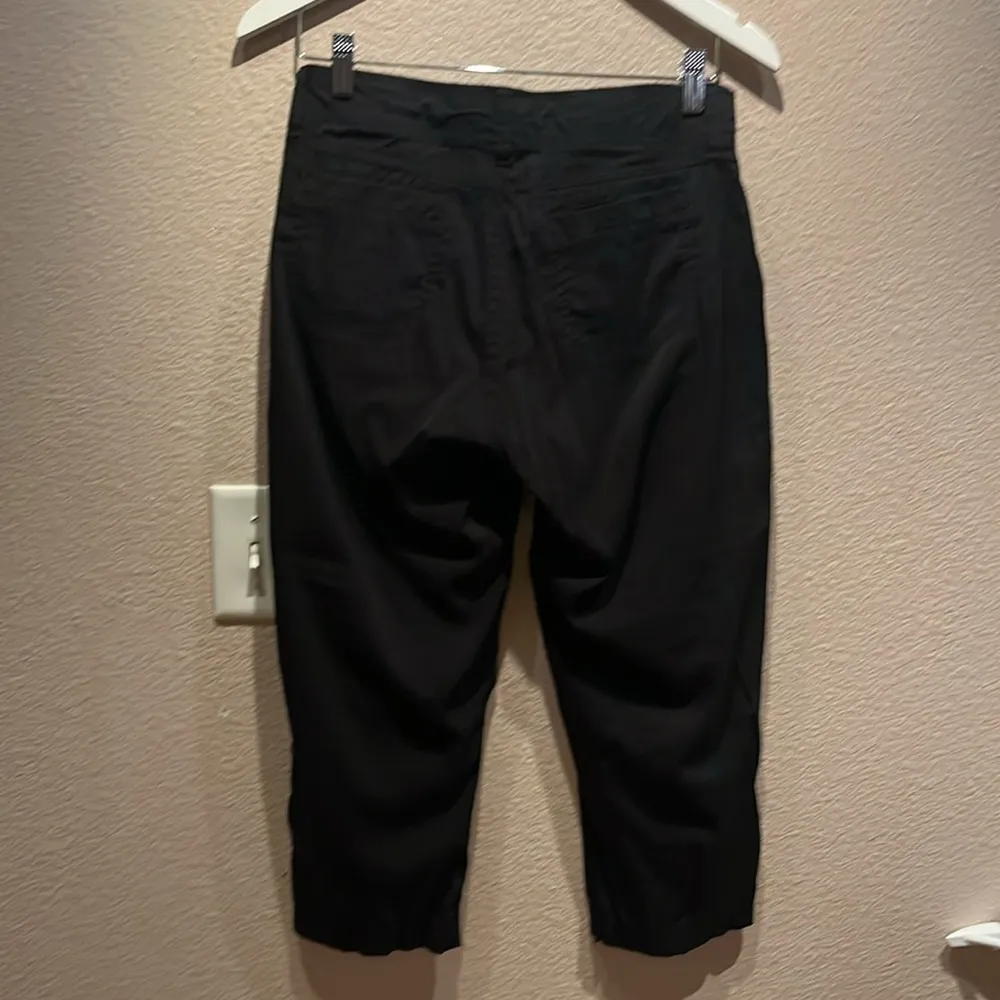 Khombu Women’s Black Capri Pants Adjustable length Size Small - Image 7