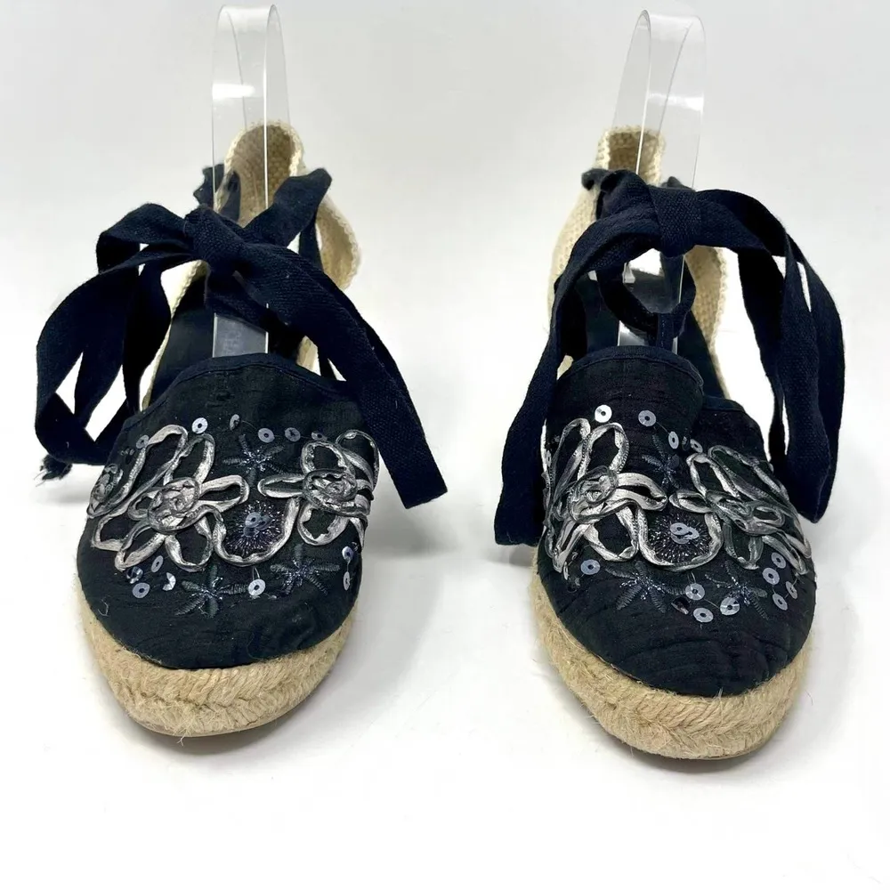 ERIC MICHAEL Black Lace Up Sequin Embroidered Espadrilles Wedges - Image 4