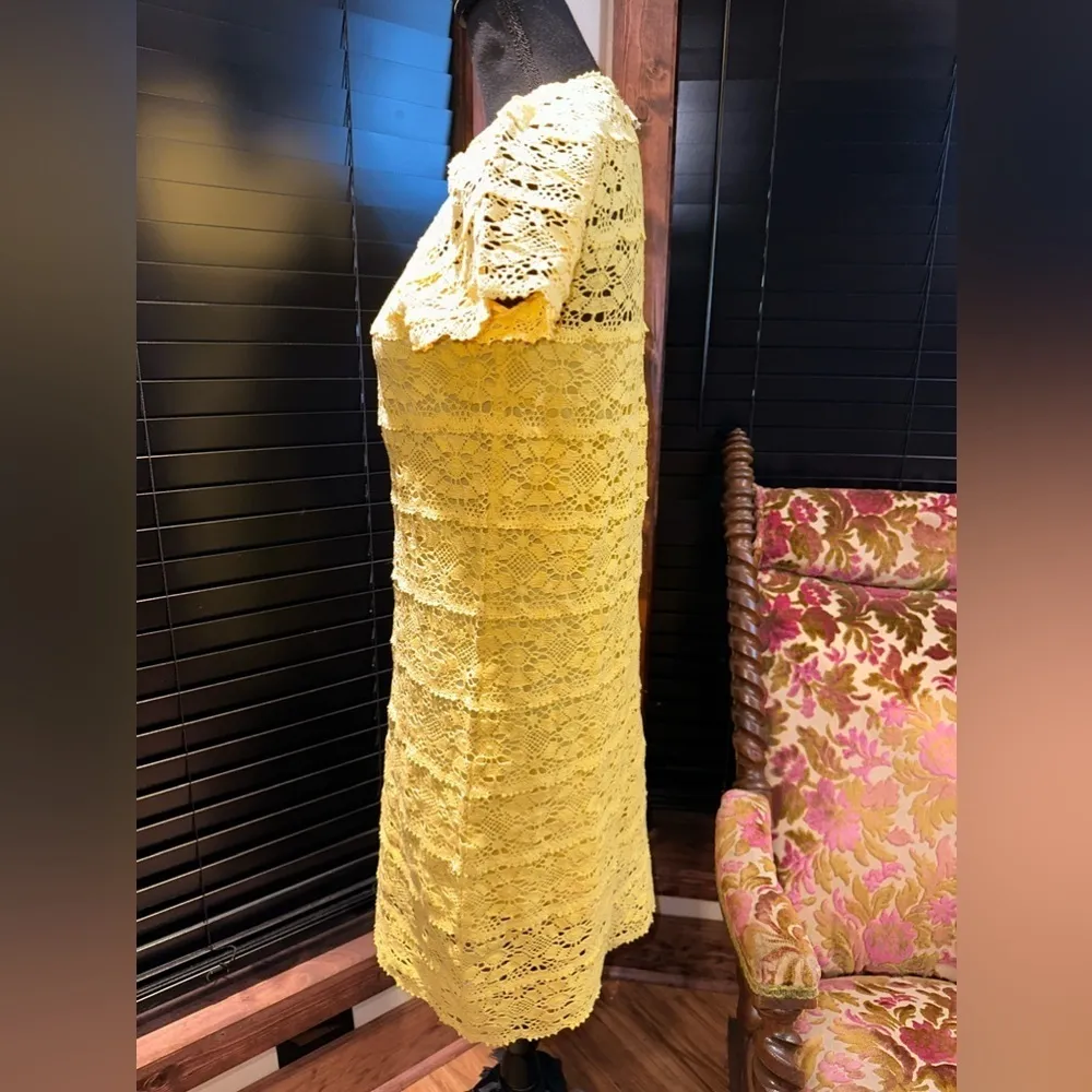 Juicy Couture Black Label Yellow Crochet Lace Dress Size 4 - Image 4