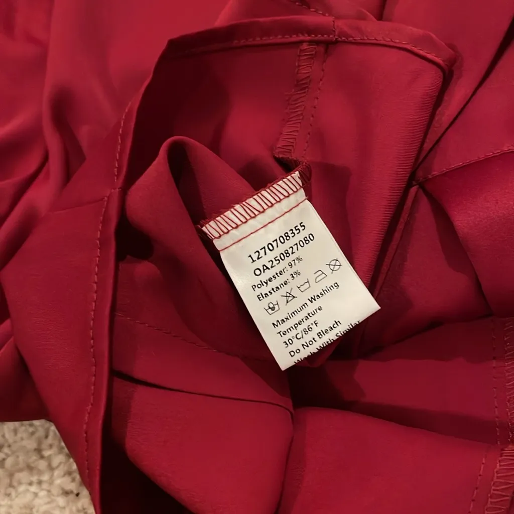 Commence NWT burgundy long sleeve blouse small #18 Red - Image 5