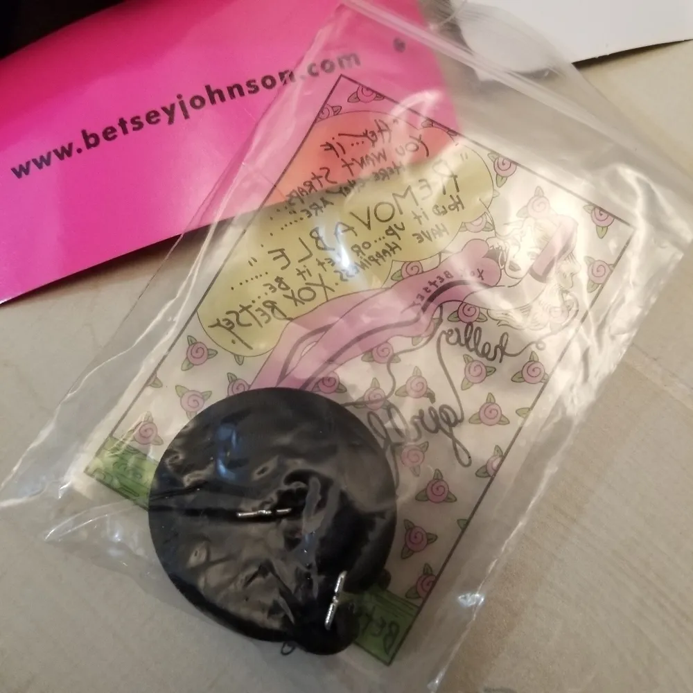 {S} NWT Betsey Johnson Floral Rose Black Convertible Swim Tankini Top Only - Image 8