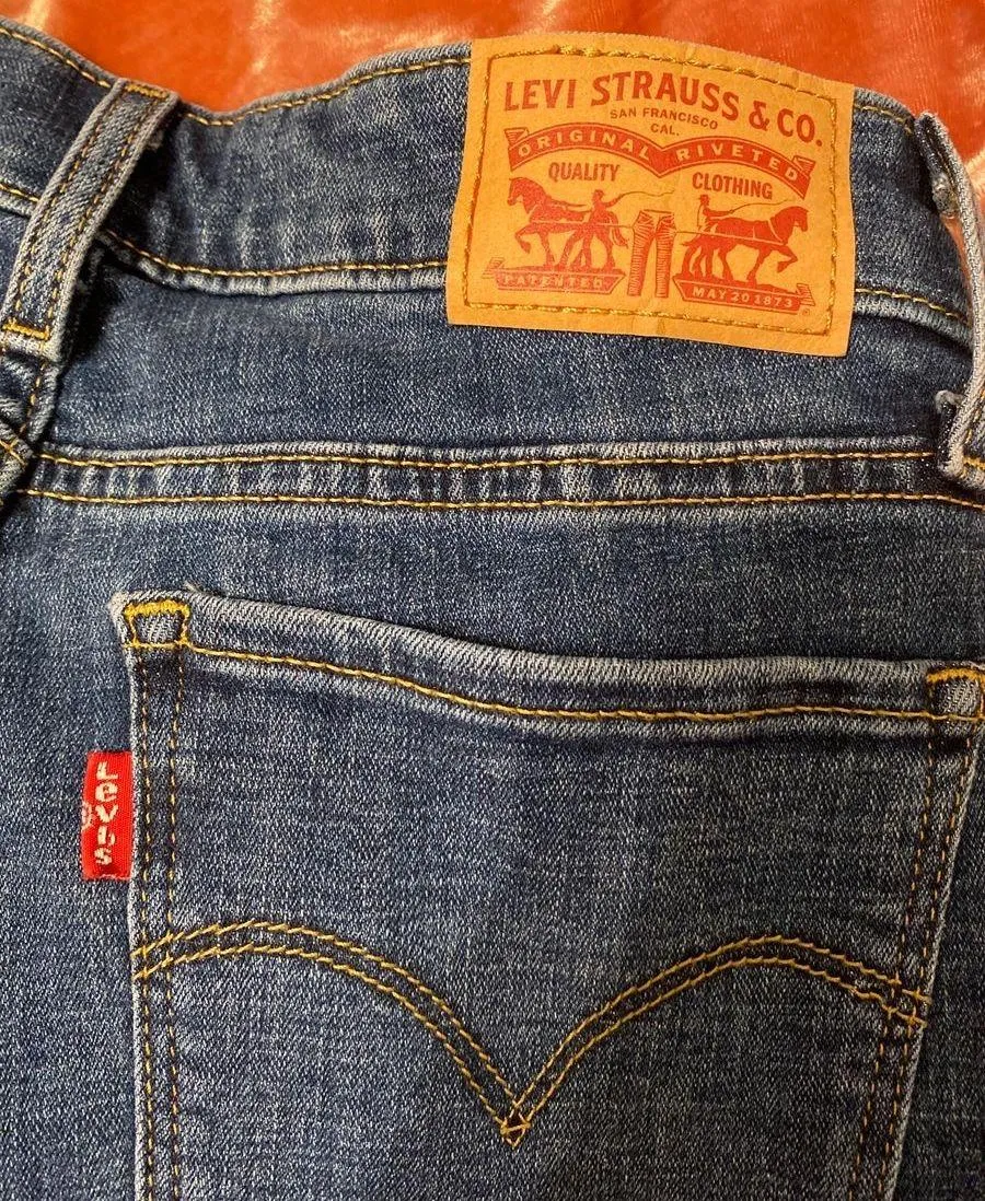 Levi’s Levi Skinny Jeans With Ankle Detailing - Image 2