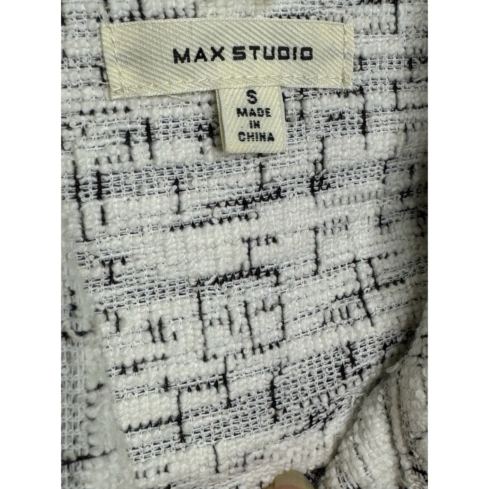 Max Studio Textured Knit Moto Jacket Zipper Black White Spread Collar Small Chic - Image 3