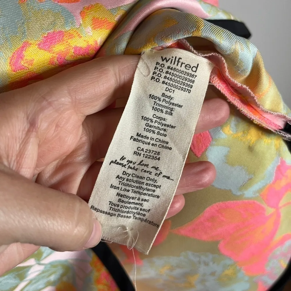 Wilfred Aritzia Palais neon floral jacquard blouse - Image 4