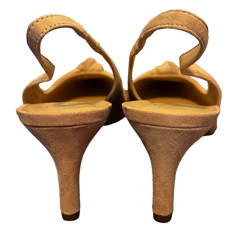 Franco Sarto‎ Dayanara Suede Kitten Heels - Image 4