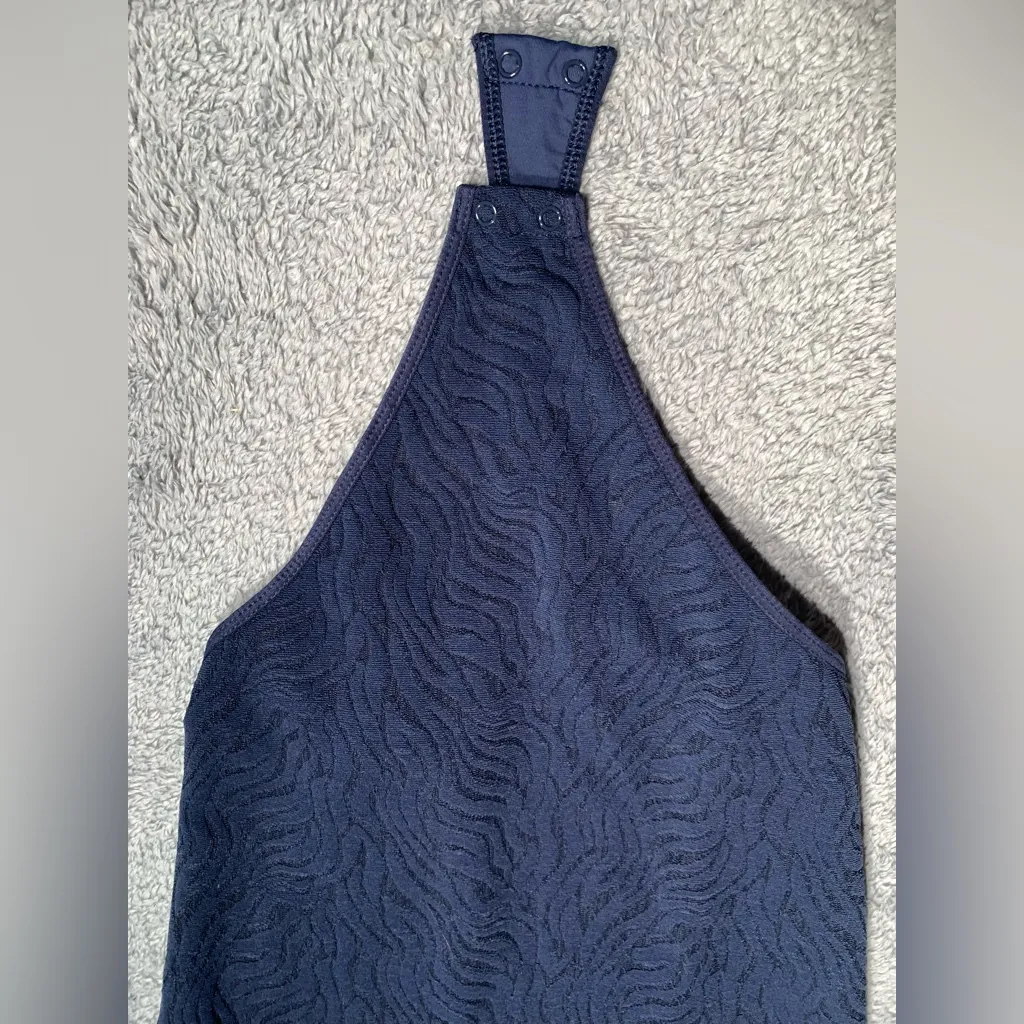 Babaton Navy Blue Textured Bodysuit medium - Image 2