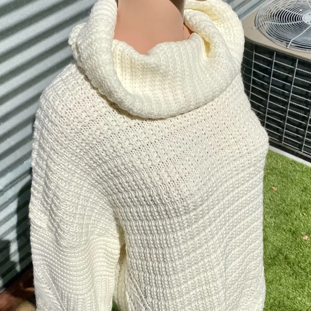 Lovposh Chunky Cowl Neck Sweater - Image 7