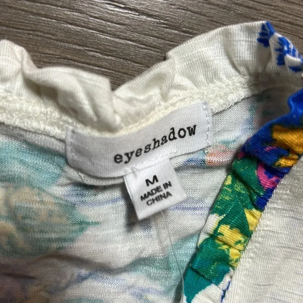 New summer top. Brand is eyeshadow - Image 2