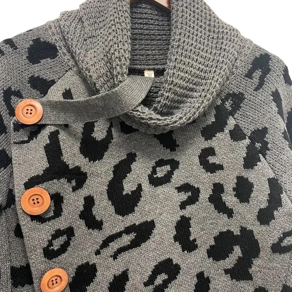 Grecerele Sweater Gray Cheetah Cowl Neck Asymmetric Button Tulip Hem Size M NEW Black Size M - Image 5