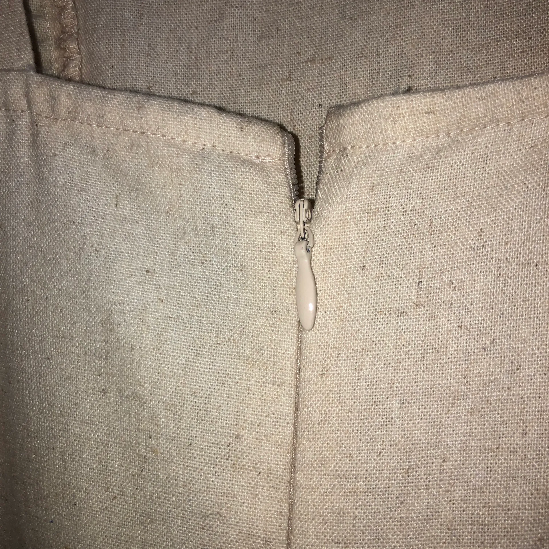 Wide Leg Linen Romper / Jumpsuit - Image 6