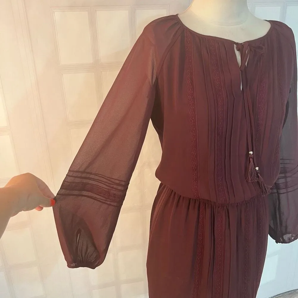 White House Black Market Burgundy Tie Neck Lace Long Sleeve Blouson Dress Sz XS - Image 2