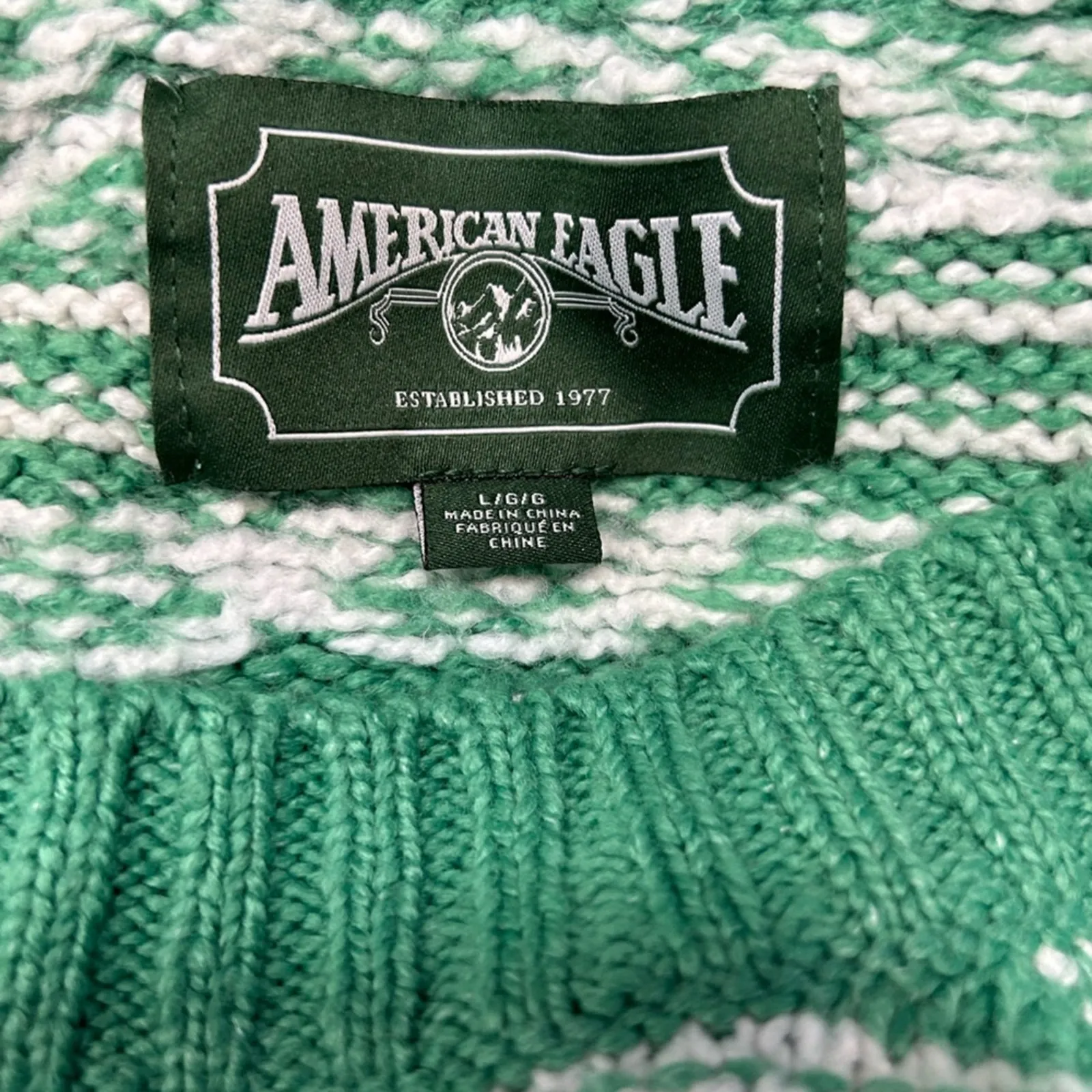 American Eagle Green Fair Isle Snowdrift Sweater Crewneck Large Holiday Sweater - Image 11