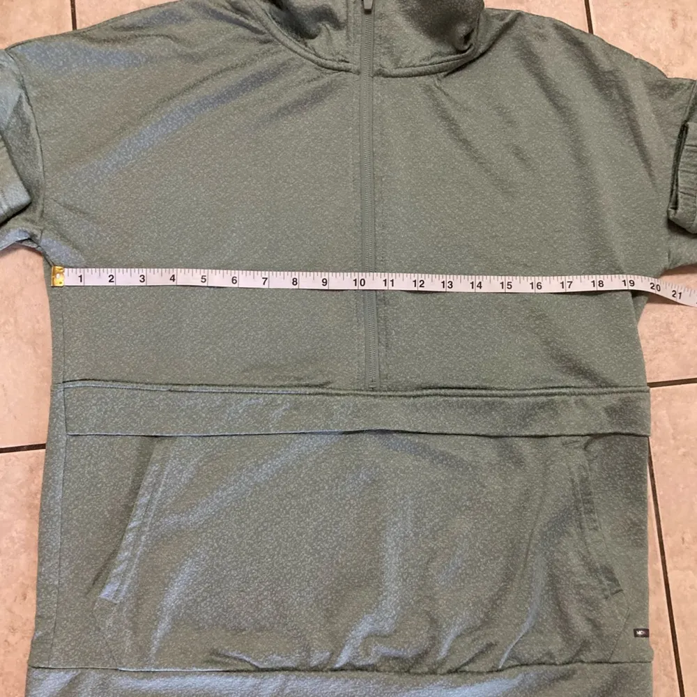 Mondetta Soft Green Sweater - Image 4