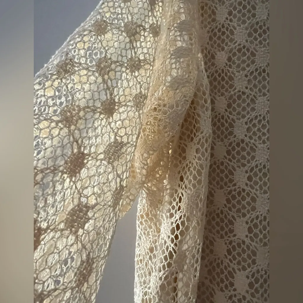 For Joseph Ivory Long Lacey Style Sleeve Lined Blouse Size Large - Image 3