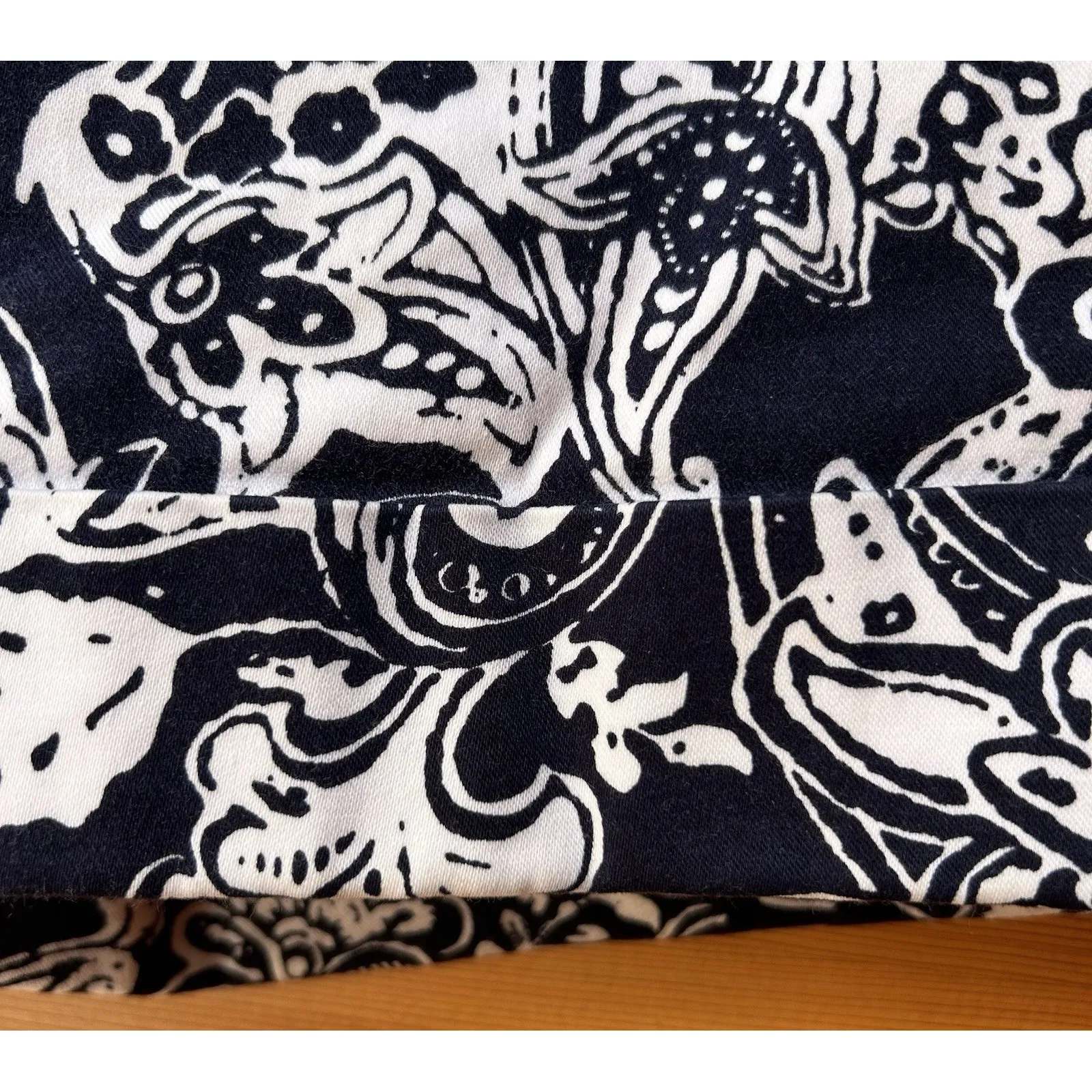 Lauren Ralph Lauren Shorts Womens Sz 14 Navy Blue Floral Tailored Cuffed Preppy - Image 6