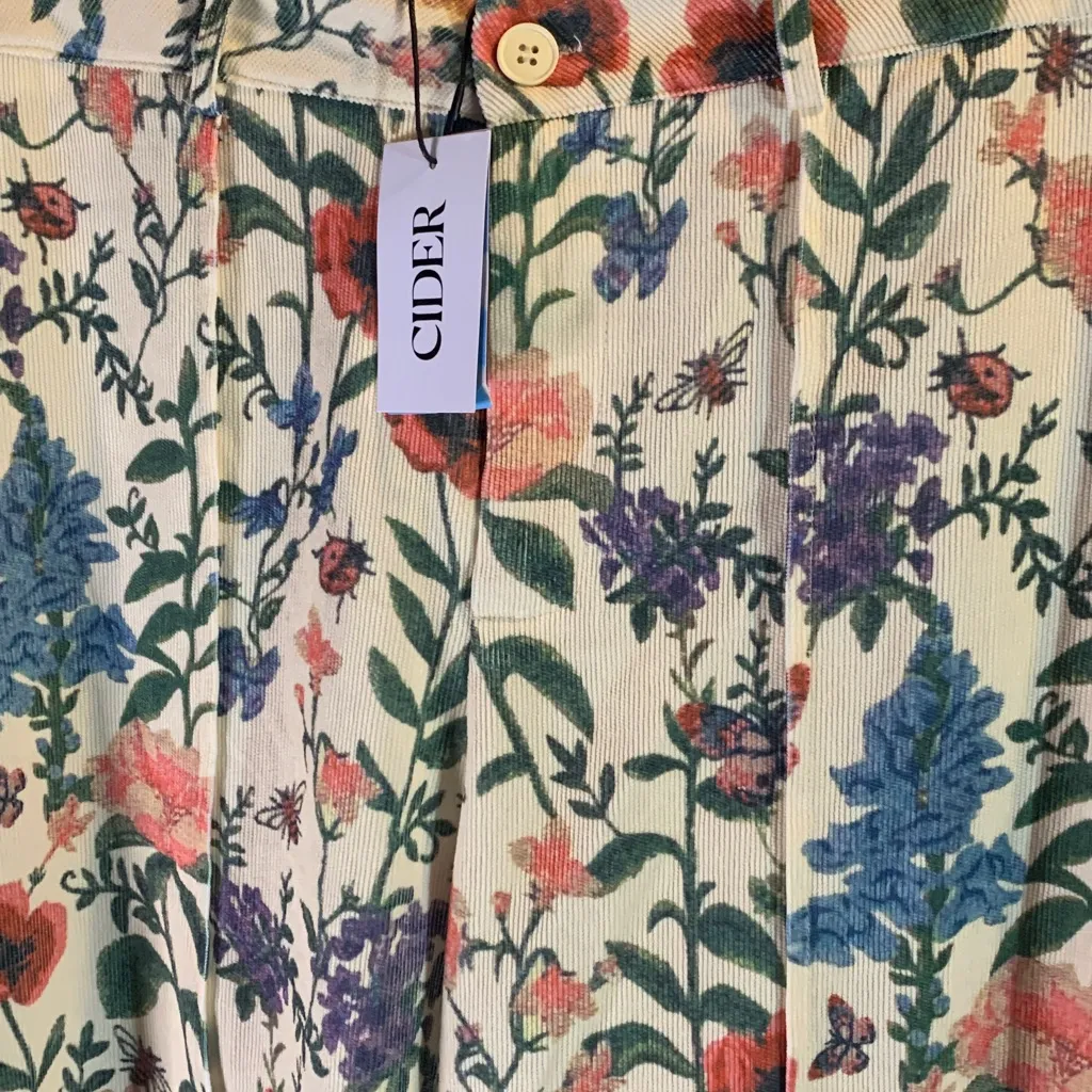 NWT Cider Floral Print Corduroy Pants Size L - Image 2