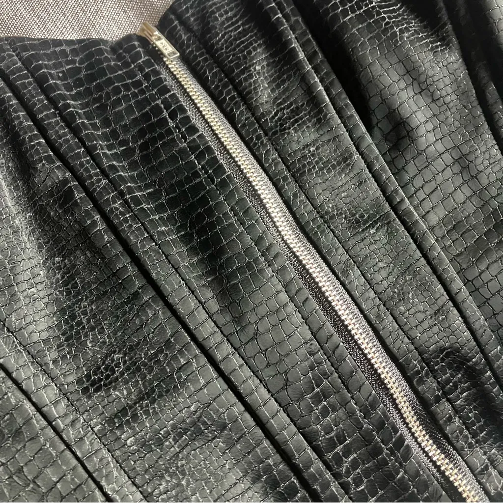 NBD pointed crop corset - Image 3