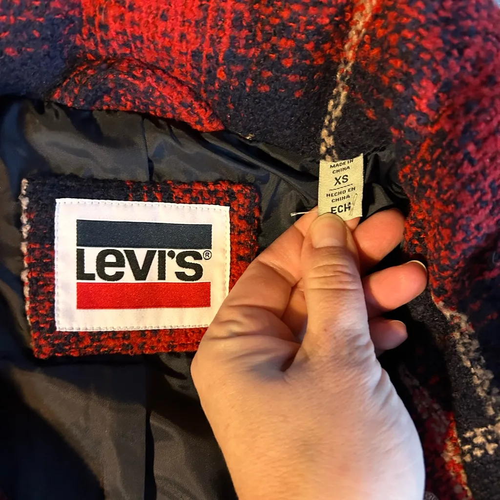 Levi's Red Plaid Jacket Women's XS Puffer Coat Blue Cinch Waist LW2RP412 NWT - Image 2