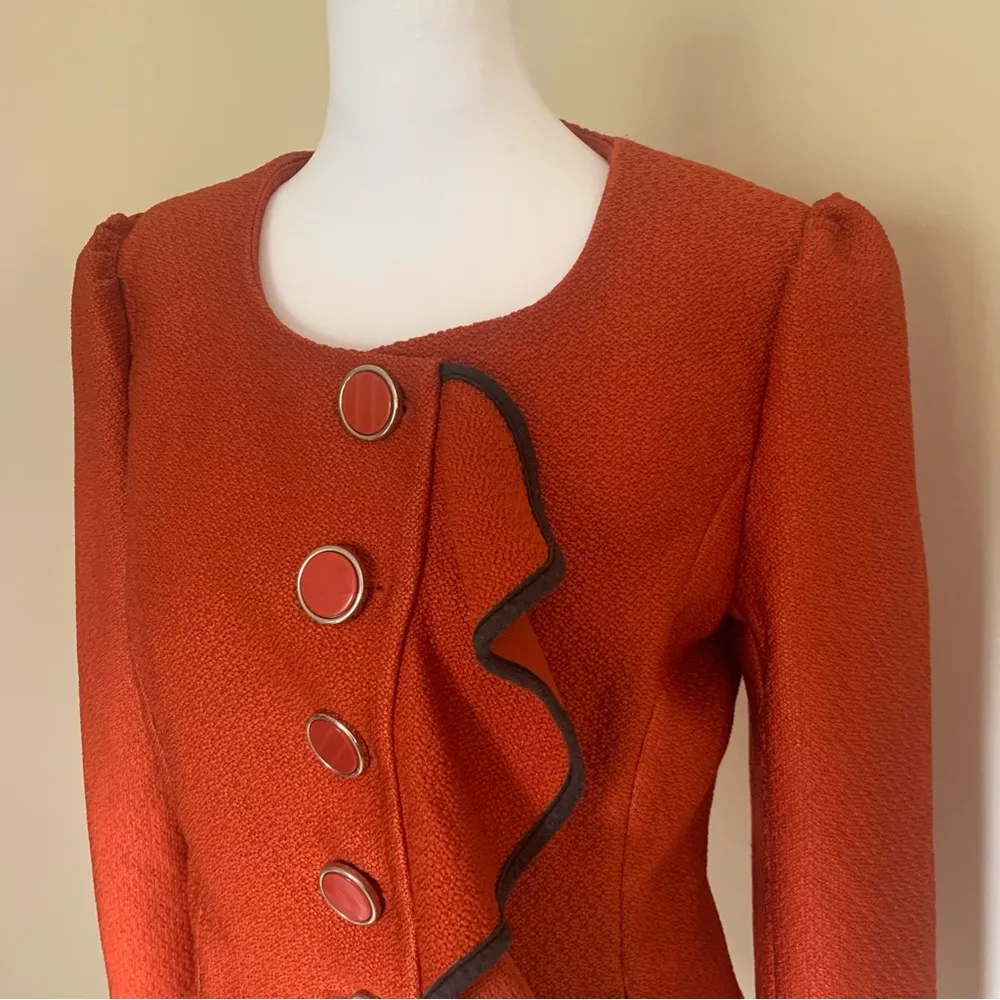 Lucy & Co Rust Orange-Red Fitted Blazer w/ Button and Ruffle Details Size Small - Image 2