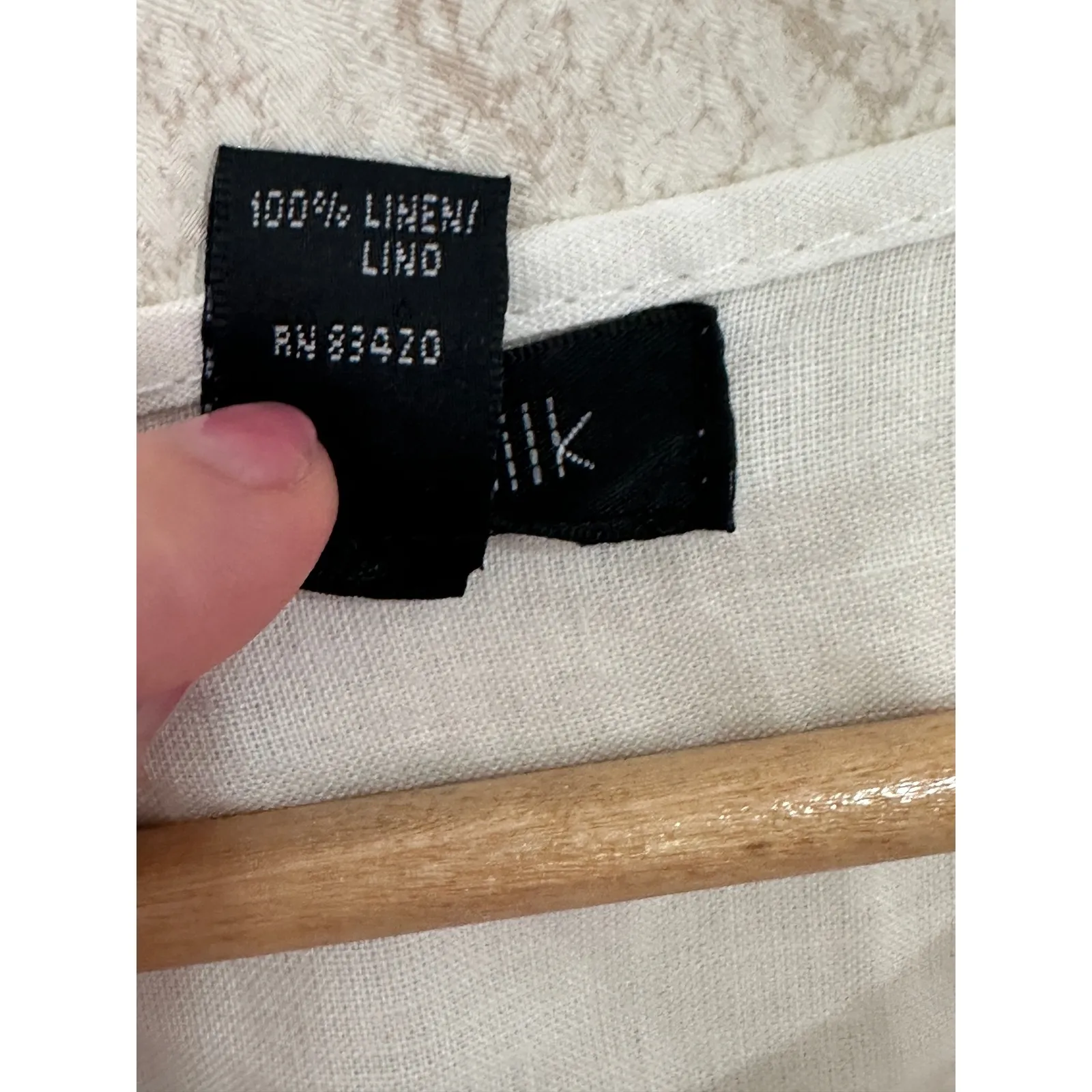 August Silk Womens Top Linen Blend White 3/4 Sleeve Tie Neck Medium Flowy Resort - Image 5