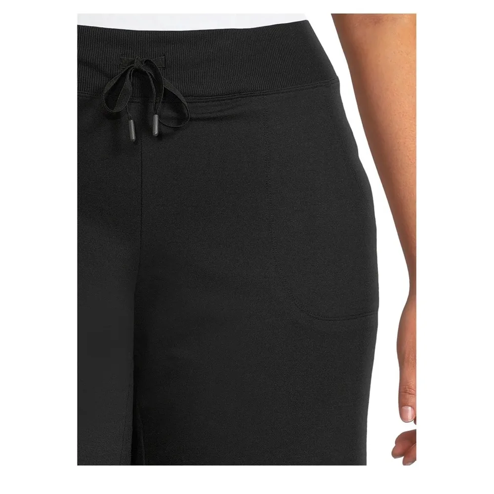 ATHLETIC WORKS Womens Pull On Black Shorts Size  4X 28W-30W Stretch Pock… - Image 3