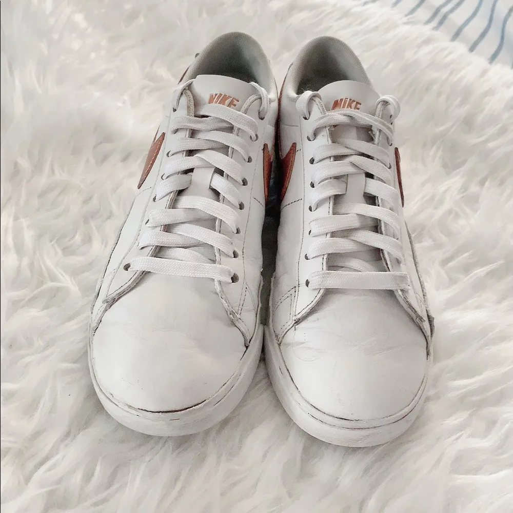 Nike shoes 7.5wmns - Image 3