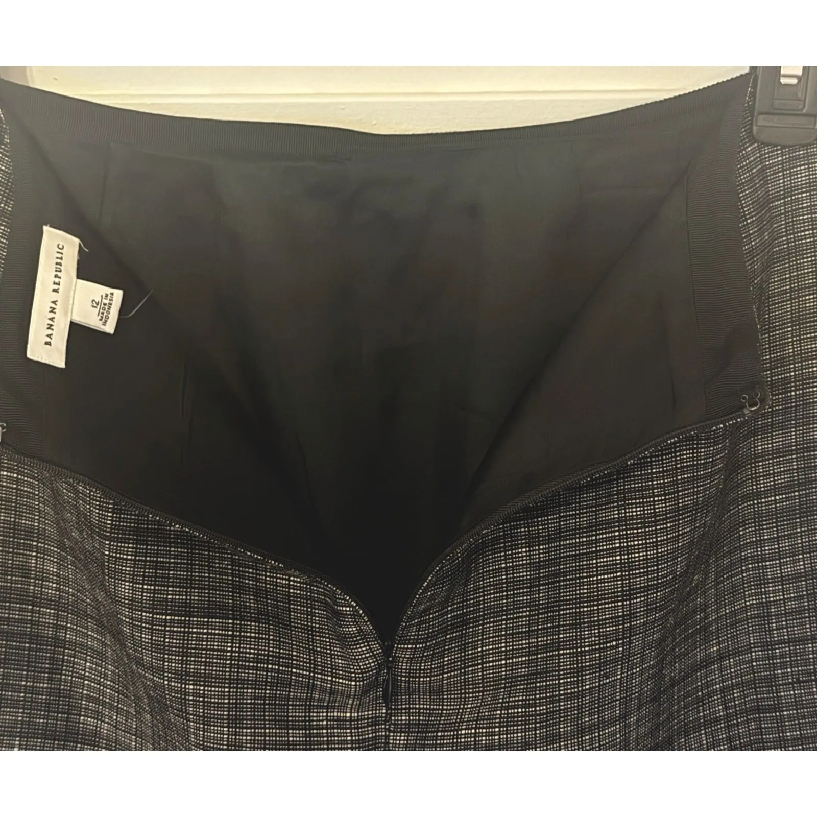 Banana Republic Linen Blend Tweed Pencil Skirt Size 12 Gray Lined Career Office - Image 4