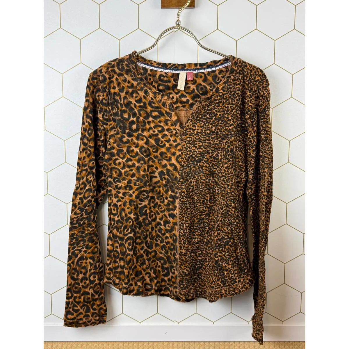 Pilcro  from Anthropologie Raw Hem Long Sleeve Leopard Print Top - Size - Medium - Image 6