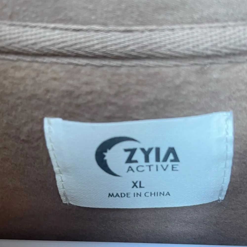 Zyia Butter Soft Luxurious  Sweatshirt Size XL - Image 6